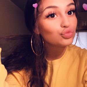 Meet your Posher, Hannah